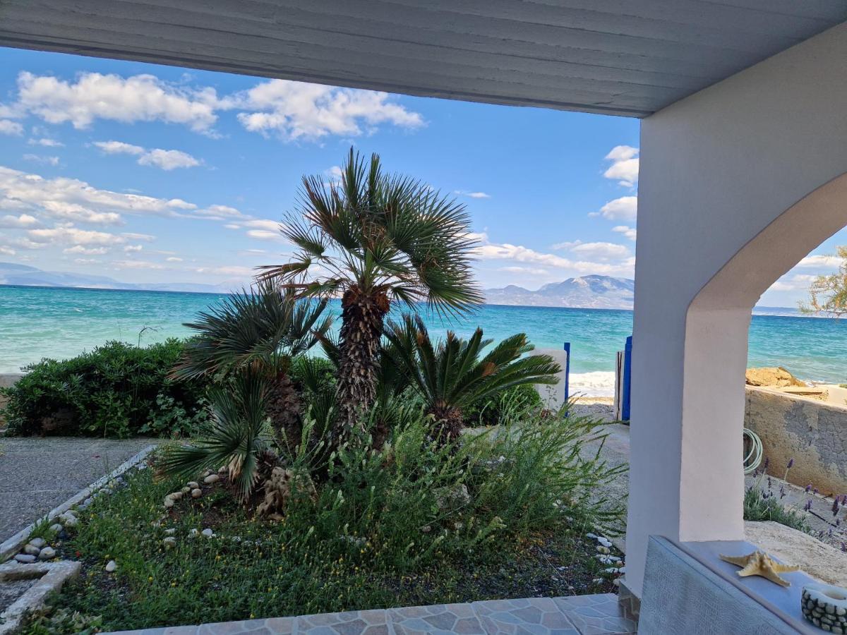 Korinthian Sea View Lägenhet Nerántza Exteriör bild