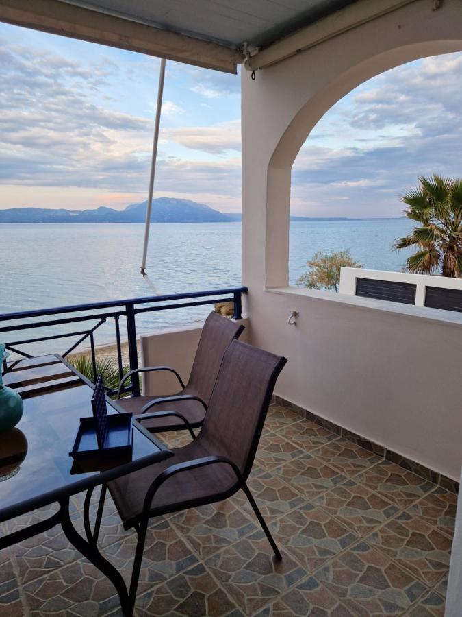 Korinthian Sea View Lägenhet Nerántza Exteriör bild
